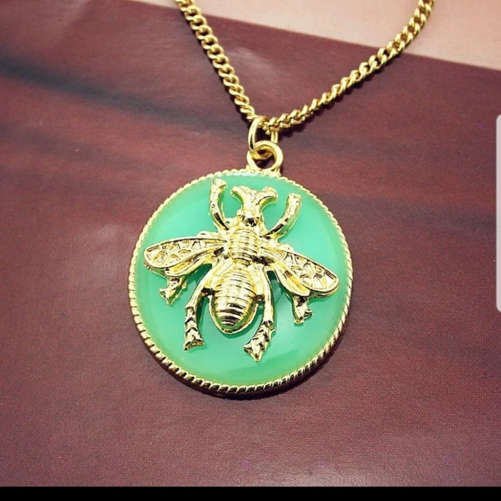 Gold Bee Pendant Necklace